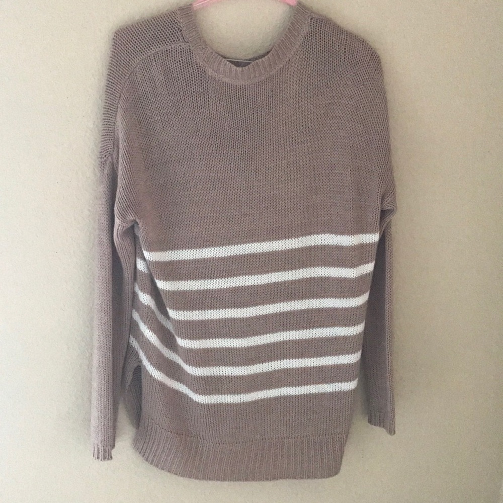 Sweater - Picture 5 of 6